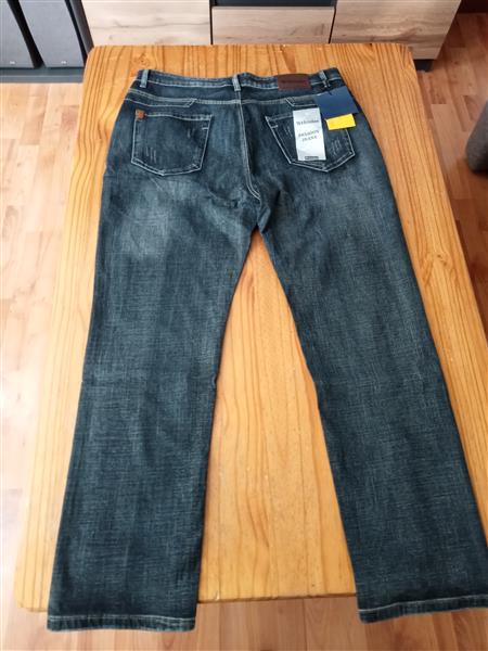 Grote foto nieuwe spijkerbroek maat 38 met ritssluiting kleding heren spijkerbroeken en jeans