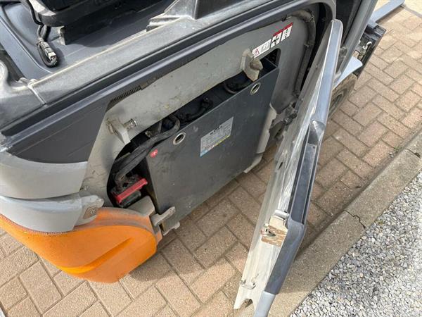 Grote foto vs 22742 elektrische triplex heftruck still rx20 15 agrarisch heftrucks