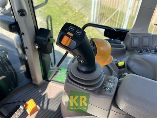 Grote foto john deere 6195m 705715 agrarisch tractoren