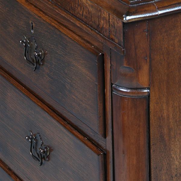 Grote foto strakke stoere ladenkast op bracket feet mooie patina afgeronde hoekstijlen no.391110 antiek en kunst stoelen en banken