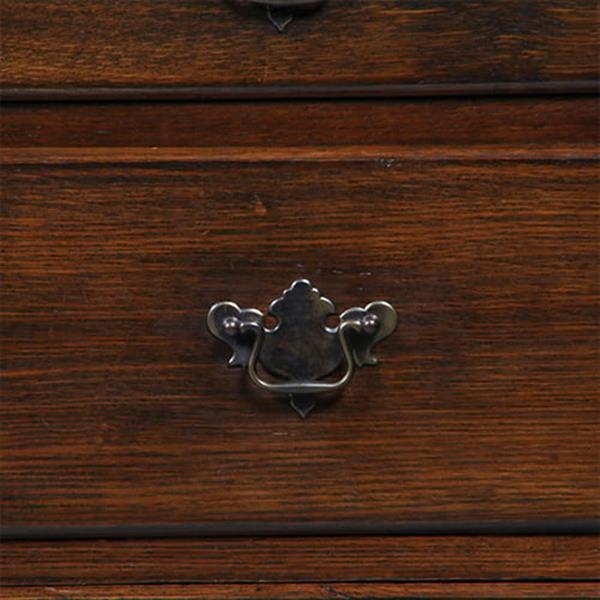 Grote foto strakke stoere ladenkast op bracket feet mooie patina afgeronde hoekstijlen no.391110 antiek en kunst stoelen en banken