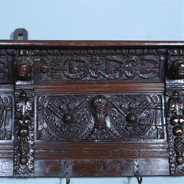 Grote foto renaissance wandrek of kapstok met 7 gestoken panelen 1640 en later no.371410 antiek en kunst overige in antiek gebruiksvoorwerpen