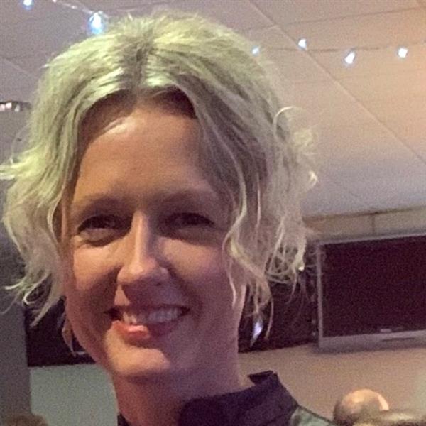 Grote foto ik wil nu het echte werk contacten en berichten vrouw zoekt man