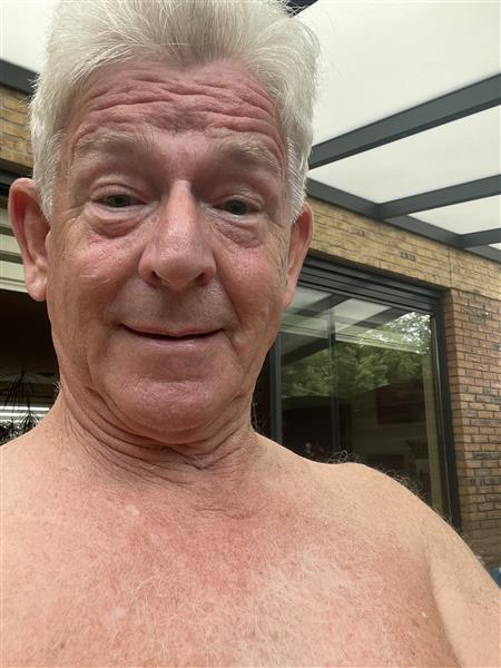 Grote foto zoek een leuke lieve date erotiek contact man tot vrouw