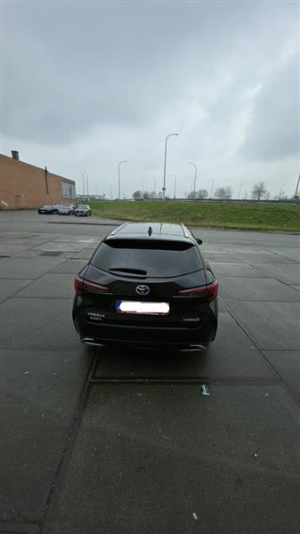 Grote foto toyota corolla touring sports hybrid auto toyota