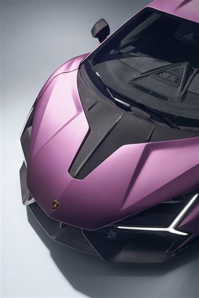 Grote foto dit betreft een lamborghini revuelto novitec carbon motorkap kofferklap auto onderdelen tuning en styling