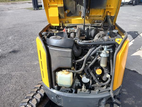 Grote foto new holland e10sr minikraan met servo doe het zelf en verbouw kranen en graafmachines
