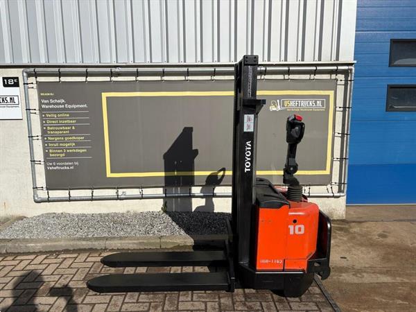 Grote foto vs 22760 elektrische stapelaar toyota 7sm10 doe het zelf en verbouw hefwerktuigen