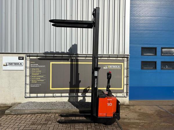Grote foto vs 22760 elektrische stapelaar toyota 7sm10 doe het zelf en verbouw hefwerktuigen