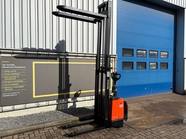 Grote foto vs 22760 elektrische stapelaar toyota 7sm10 doe het zelf en verbouw hefwerktuigen
