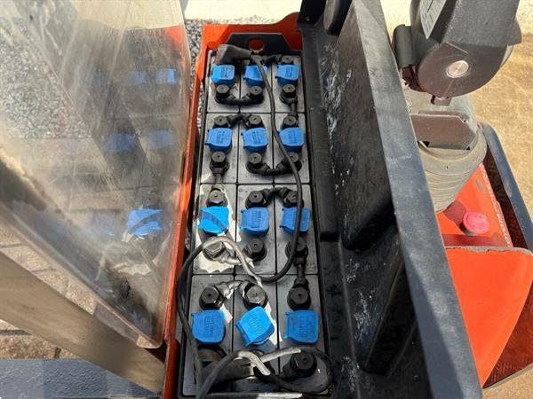 Grote foto vs 22760 elektrische stapelaar toyota 7sm10 doe het zelf en verbouw hefwerktuigen