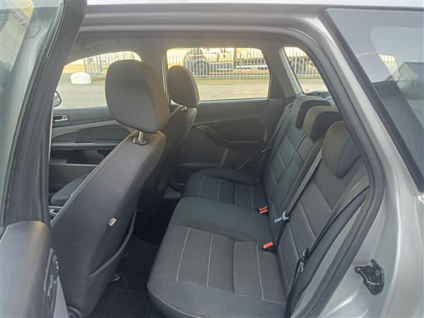 Grote foto ford focus wagon 1.6 16v clima trekhaak 2008 auto ford