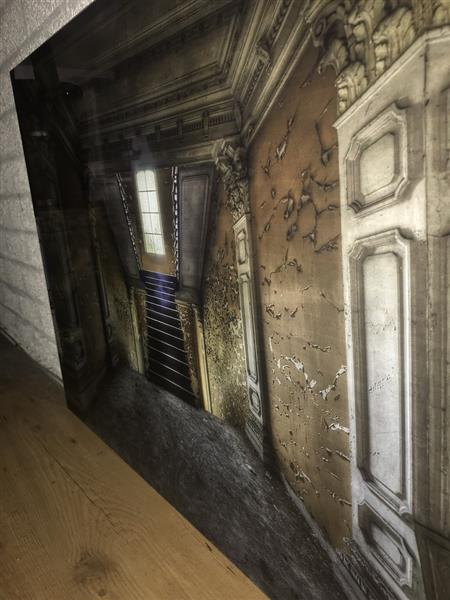 Grote foto prachtige kunst op glas van de binnenzijde van een kerk prachtig perspectief tuin en terras tuindecoratie