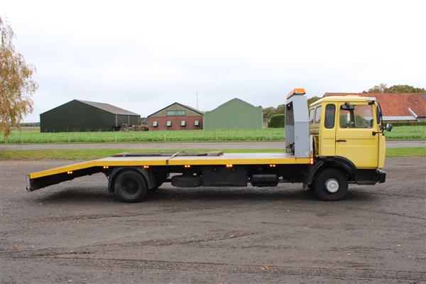 Grote foto oprijwagen bergingsvoertuig renault s140 08a a auto renault