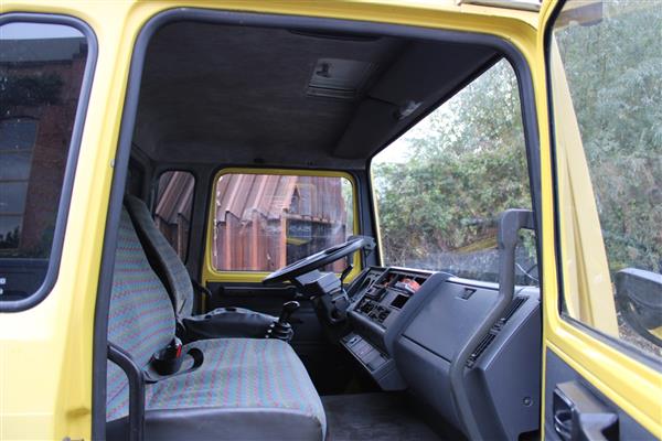 Grote foto oprijwagen bergingsvoertuig renault s140 08a a auto renault