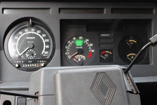 Grote foto oprijwagen bergingsvoertuig renault s140 08a a auto renault