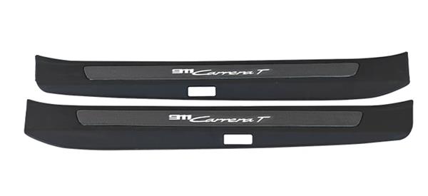 Grote foto dit betreft een set porsche 911 992 carbon sier instap lijsten set auto onderdelen tuning en styling