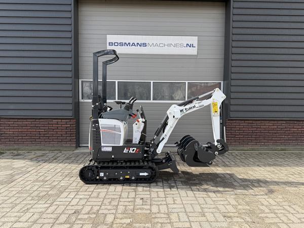 Grote foto bobcat e10 z minigraver nieuw sloop sorteer functie hydraulische wissel 3 bakken doe het zelf en verbouw kranen en graafmachines