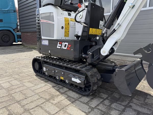 Grote foto bobcat e10 z minigraver nieuw sloop sorteer functie hydraulische wissel 3 bakken doe het zelf en verbouw kranen en graafmachines