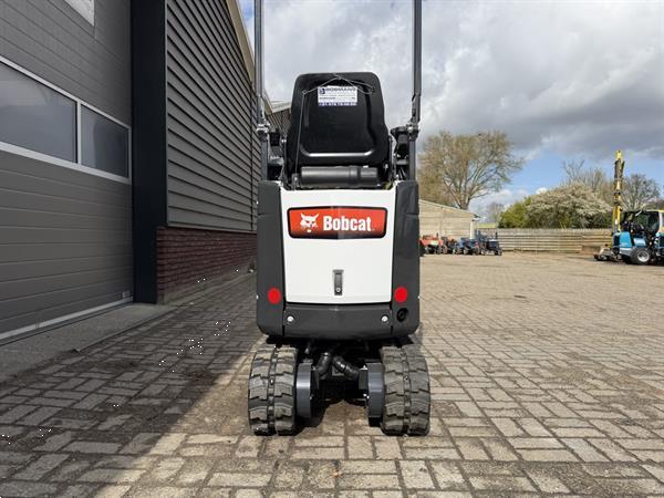 Grote foto bobcat e10 z minigraver nieuw sloop sorteer functie hydraulische wissel 3 bakken doe het zelf en verbouw kranen en graafmachines