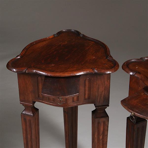 Grote foto stel van 2 luikse pedestals met uittrekbaar blaadje voor een kandelaar ca 1850 no.342045 antiek en kunst overige in antiek gebruiksvoorwerpen