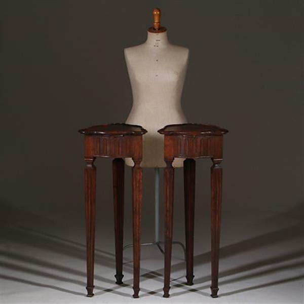 Grote foto stel van 2 luikse pedestals met uittrekbaar blaadje voor een kandelaar ca 1850 no.342045 antiek en kunst overige in antiek gebruiksvoorwerpen