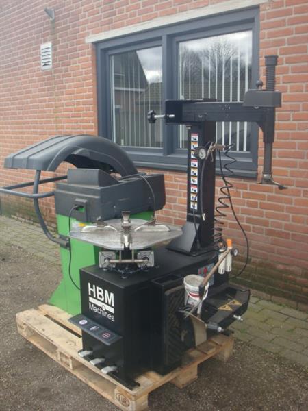 Grote foto banden apparaat balanceer apparaat hbm bosch auto diversen gereedschap