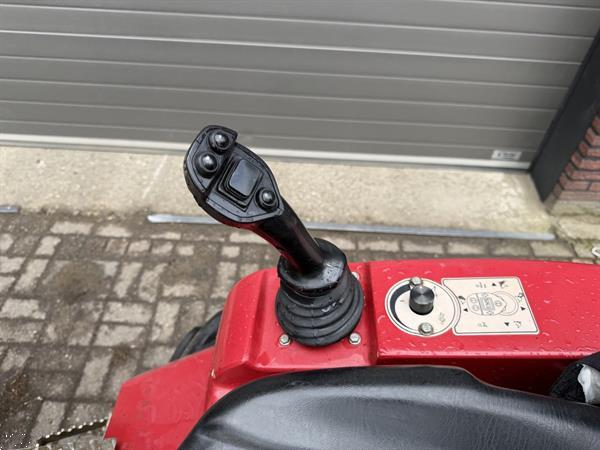 Grote foto heracles h180 kniklader minishovel bj 2020 agrarisch shovels