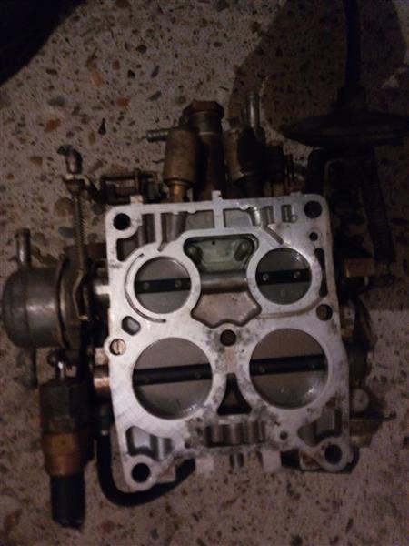 Grote foto carburateur auto onderdelen overige auto onderdelen