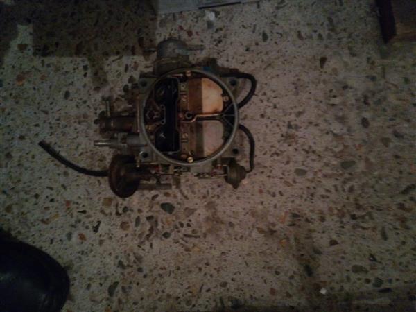 Grote foto carburateur auto onderdelen overige auto onderdelen