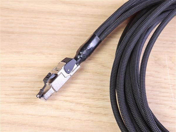 Grote foto acoustic revive lan quadrant triplec high end audio ethernet cable 2 0 metre audio tv en foto onderdelen en accessoires