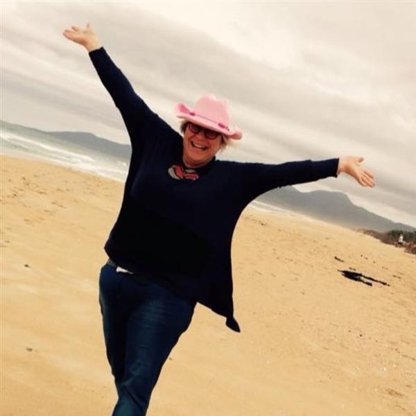 Grote foto ik zoek een lieve man waar ik oud mee mag worden contacten en berichten vrouw zoekt man