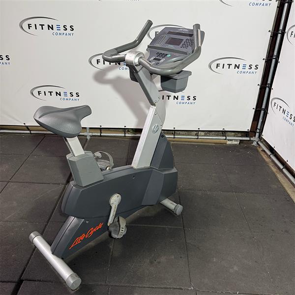 Grote foto lifefitness lifecycle upright bike sport en fitness fitness