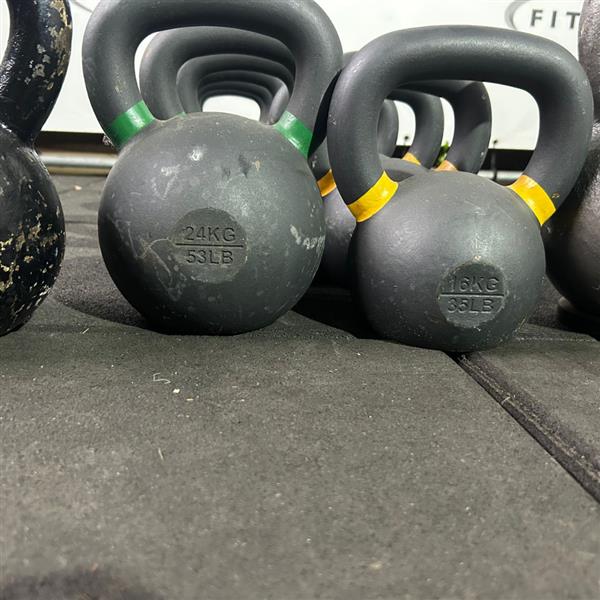 Grote foto assortiment kettleballs sport en fitness fitness