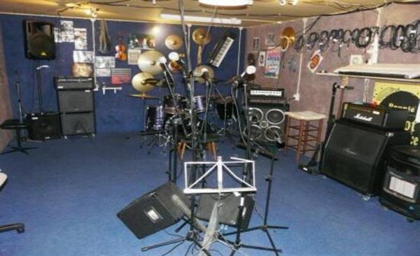 Grote foto oefenruimte muziek en instrumenten overige