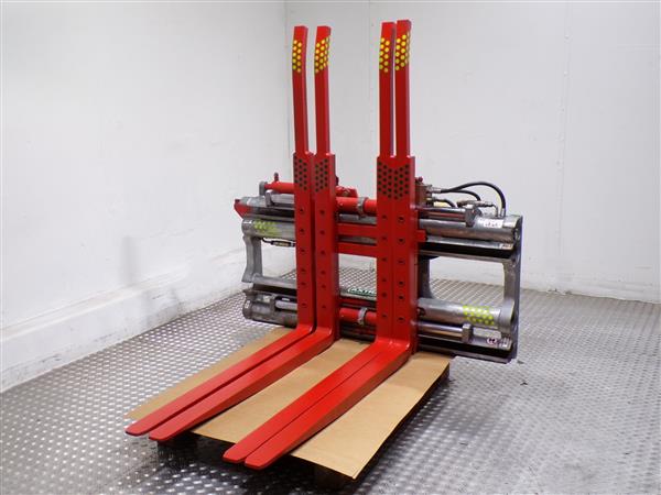 Grote foto durwen vorkenversteller dubbel agrarisch heftrucks