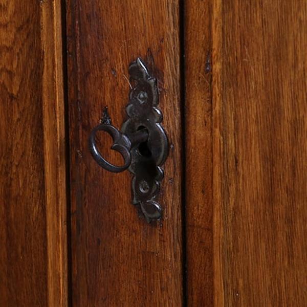 Grote foto stoere 17e eeuwse 2 deurs kast op bolpoten prachtige patina oude kleur no.371405 antiek en kunst stoelen en banken