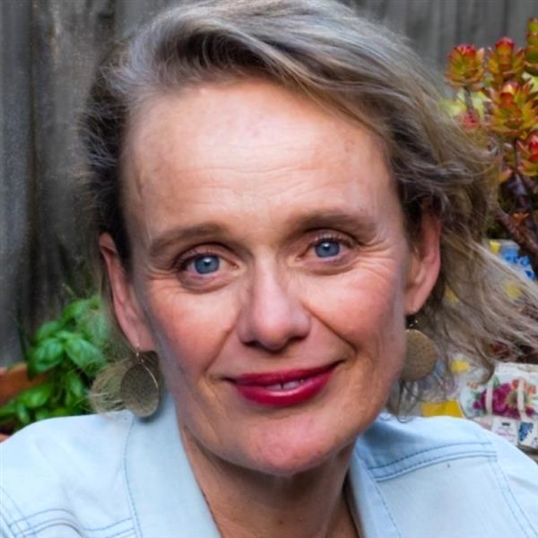 Grote foto ik zoek een maatje contacten en berichten vrouw zoekt man