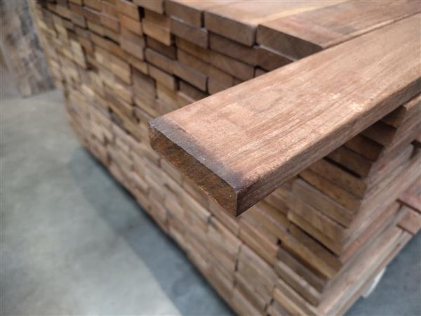 Grote foto 18x70 mm geschaafd 180cm doe het zelf en verbouw hout en planken