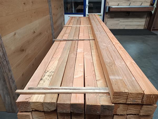 Grote foto 100x100mm douglas fijnbezaagd 300cm doe het zelf en verbouw hout en planken