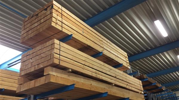 Grote foto 150x150mm douglas fijn bezaagd 600cm doe het zelf en verbouw hout en planken