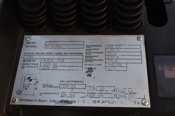 Grote foto toyota 2500 kg lpg triple agrarisch heftrucks