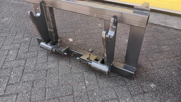 Grote foto adapter verreikers kramer kt v.s. manitou doe het zelf en verbouw aanbouwdelen