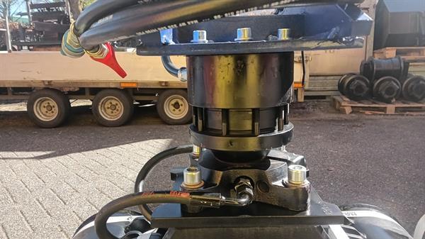 Grote foto h ner hg 100 s en hg 100 t sorteergrijper cw05 opname minigraver doe het zelf en verbouw aanbouwdelen