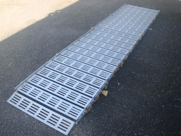 Grote foto oprijplaat roll a rampe oprolbaar auto diversen gereedschap