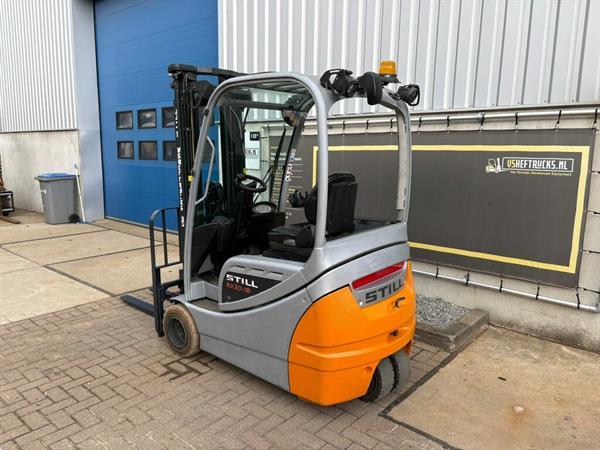 Grote foto vs 22853 elektrische triplex heftruck still rx20 18 agrarisch heftrucks