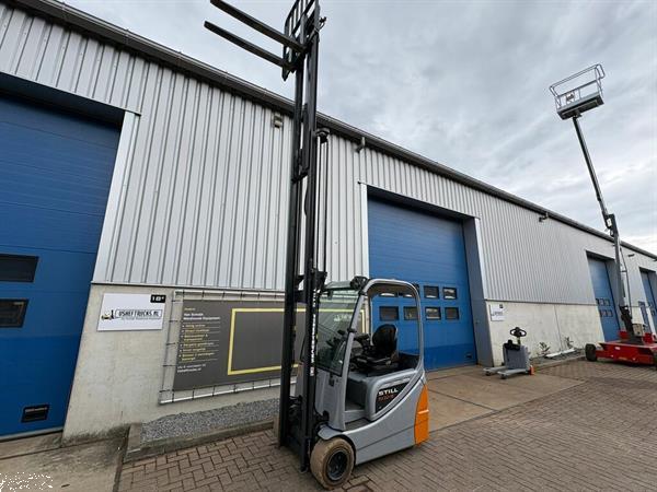 Grote foto vs 22853 elektrische triplex heftruck still rx20 18 agrarisch heftrucks