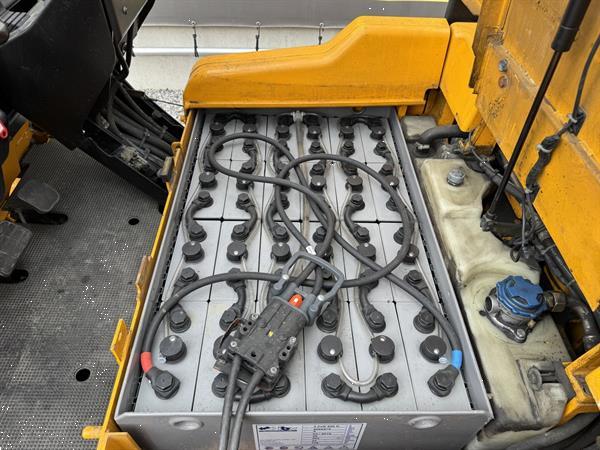 Grote foto vs 22792 elektrische triplex heftruck jungheinrich agrarisch heftrucks