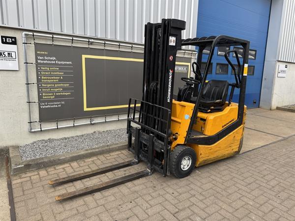 Grote foto vs 22792 elektrische triplex heftruck jungheinrich agrarisch heftrucks