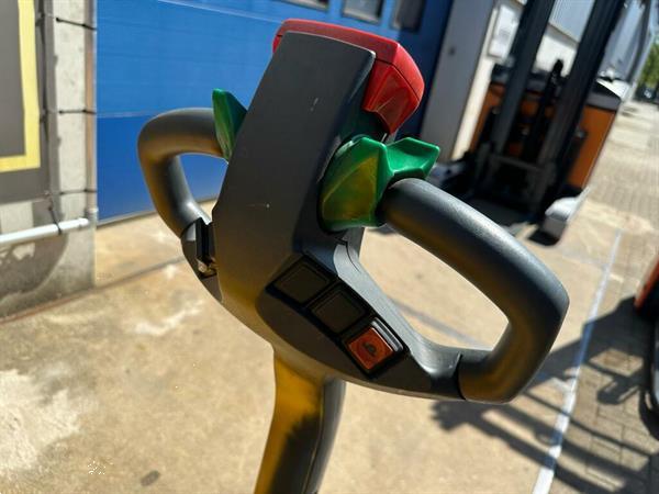 Grote foto vs 22845 elektrische stapelaar jungheinrich doe het zelf en verbouw hefwerktuigen